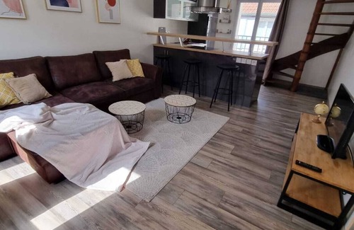 Neauphle-le-Chateau Apartment | Duplex Cocooning Cœur de Ville + Parking