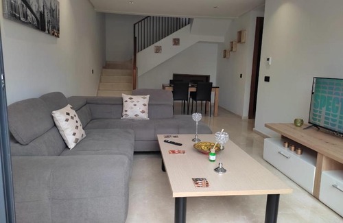Bouskoura Apartment | Duplex One Hill Ville Verte Y
