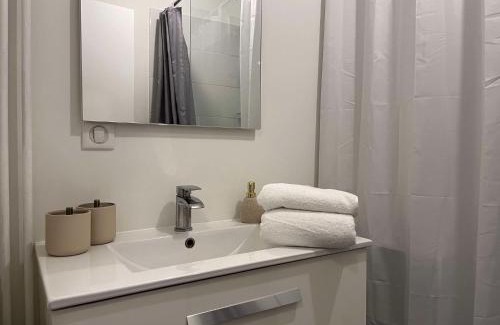 Royallieu Pompidou Apartment | Duplex urbain spacieux à Compiègne