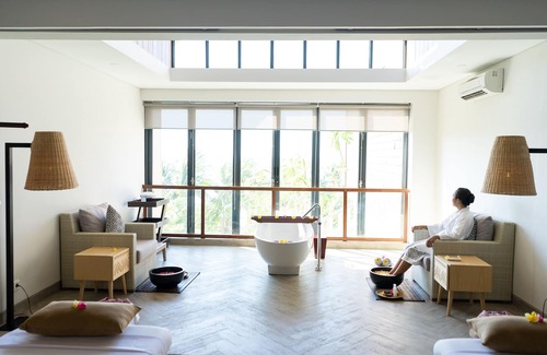 Pemenang Villa | Duplex Villa with Private Pool and Beach Access 1