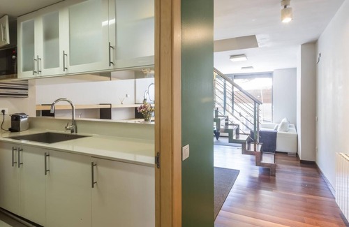 El Putget i Farro Apartment | Duplex with Pool and Terrace close to the Gaudí Museum 3 rooms- 8 pax -WiFi Free
