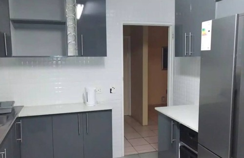 Bluff House | Durban selfcatering home - 3 Guestsn