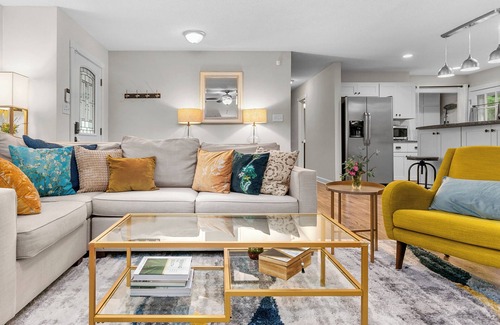 Durham House | Durham Retreat: Deck, Grill, Firepit, 10 mins from Duke & Downtown