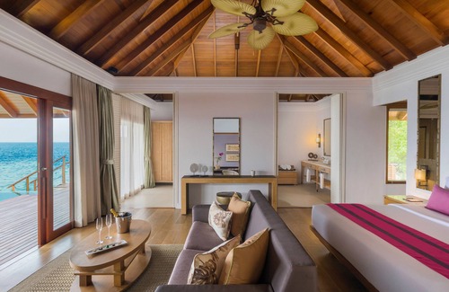 Mudhdhoo Resort | Dusit Thani Maldives - 50 percent discount on transfers for stays until 20 Dec 2025