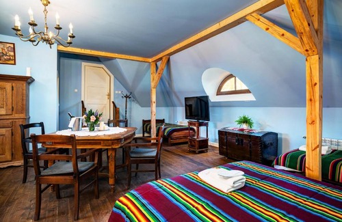 gmina Ułez Bed & Breakfast | Dwór Osmolice