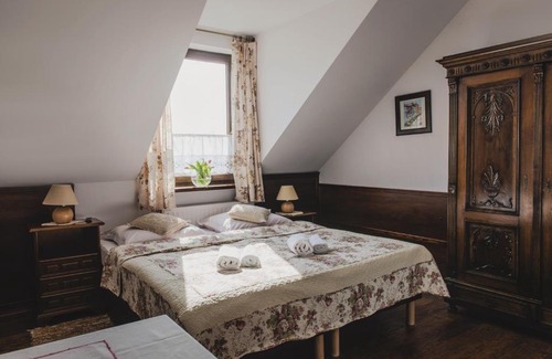 Skidzin House | Dworek Galicyjski