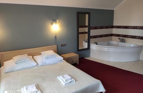 Glubczyce Resort | DWOREK PESZKÓW