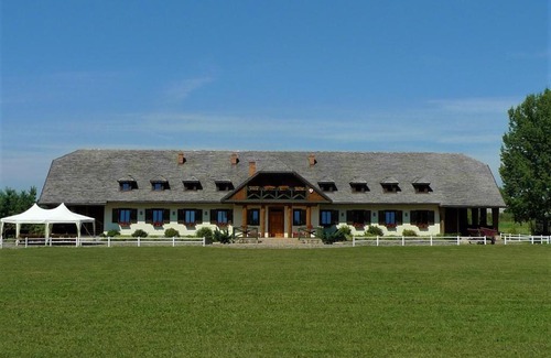 Tarczyn House | Dworek Pod Wiechą