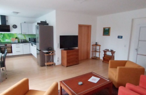 Grafenwohr Apartment | E2 - Modernes 65 qm Apartment