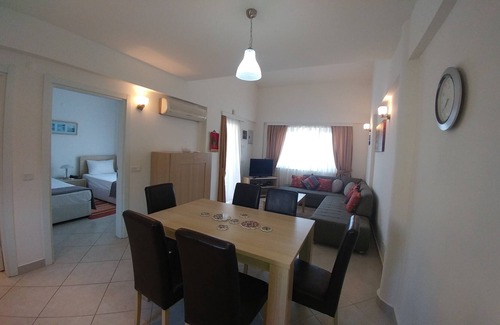 Soke House | Eagle 18 Dublex