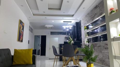Yof Apartment | Eagle Appart