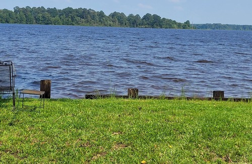 Taylor House | Eagle View Lake House