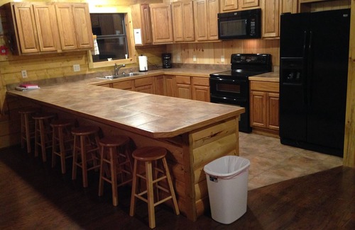 Murfreesboro Cabin | Eagles' Nest Getaway: Experience Life on the Little Missouri River