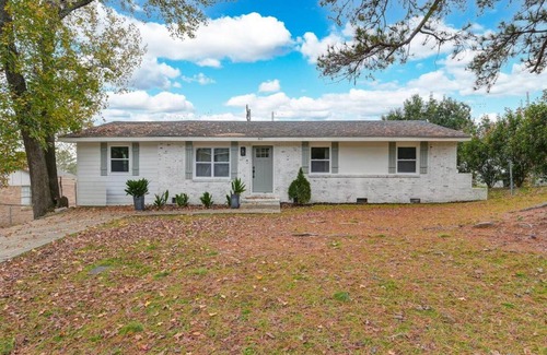 Earlewood House | Earlewood Ranch - 4BR, 3BA