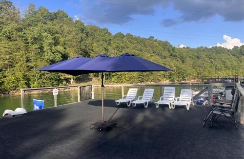 Caryville House | Earned Oasis