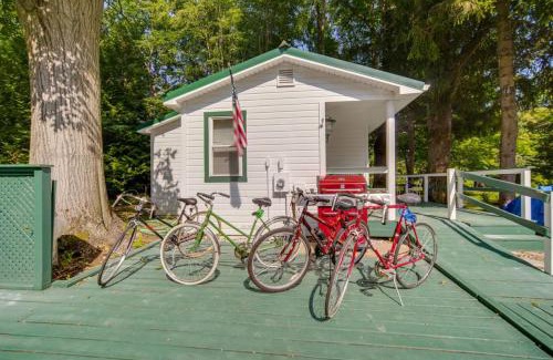 Austinburg House | Earths River Retreat Kayaks Wineries and GOTL