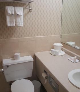 East Norwich Hotel | East Norwich Inn