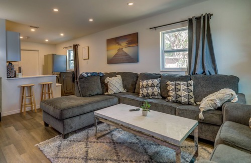 East Tampa House | East Tampa Getaway - 5 Mi to Amalie Arena!