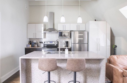 East Town Apartment | East Town 1BR Apartment MF5