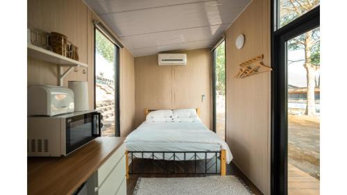 Kaohsiung House | East Village Inn 2 by Tiny Away