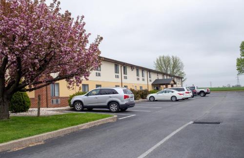 Witmer Hotel | Eastbrook Inn
