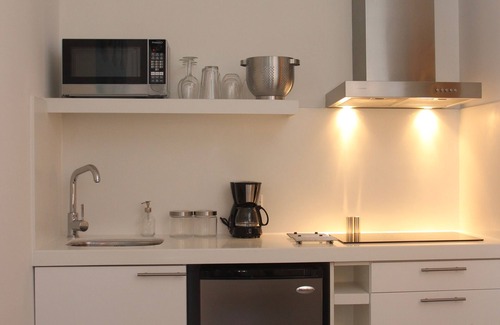 Oranjestad Apartment | EASY 3 MIN WALK TO THE BEACH FROM LAGOON STUDIO 2