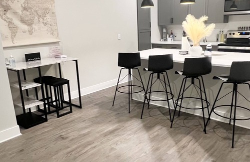 Huntsville Apartment | Easy Access to Downtown Huntsville and Major Highways