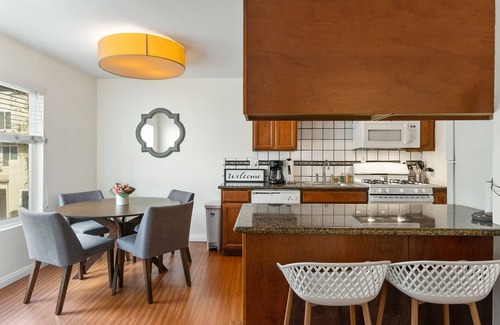 Del Mar Heights Condo | Easy Breezy - Affordable, Cute Condo in the Heart of Del Mar-Extended Getaway