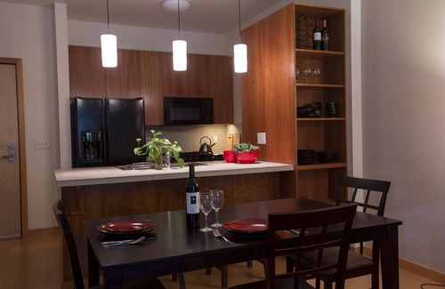 Pearl District Condo | Easy Living in the Heart of Pearl
