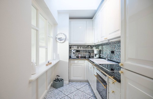 Zentrum Apartment | Ebb and flow vacation apartment for up to 2 people