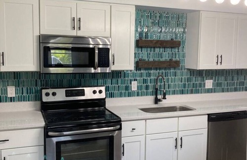 Cape Caneveral Beach Gardens Apartment | Ebb Tide - 5 Min Walk to the Beach