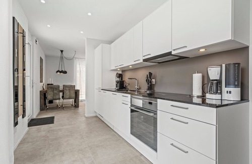 Kreuzlingen Apartment | Ebenerdiges- Bodensee- Apartment mit Terrasse und Kleinem Garten