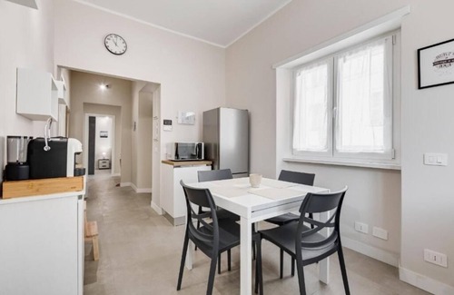 Zona LVIII Prima Porta Apartment | Eco Domus Earth