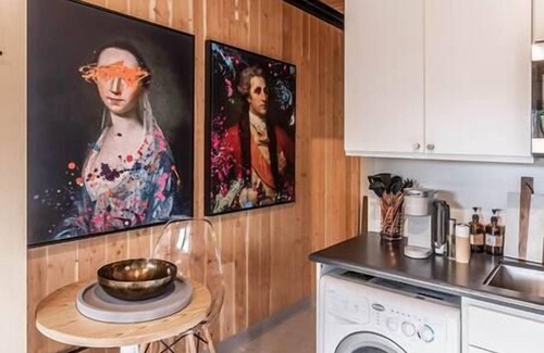 South Perry District Apartment | Eco-friendly Private Studio with free wifi