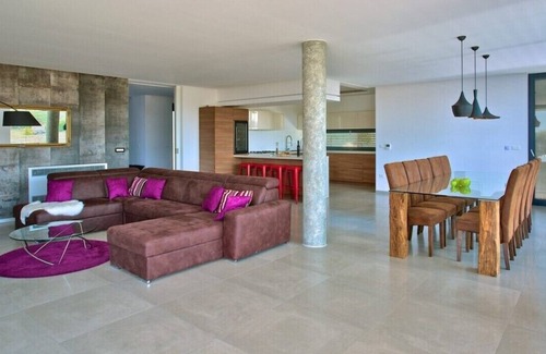 Farini Villa | Eco-friendly Villa Aria with a pool and a party room