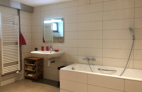 Sancy Bed & Breakfast | Ecogite with Terrace and Private Garden for Families