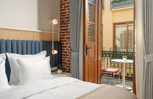Galata Hotel | Ecole St. Pierre Hotel