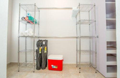 Monte Grande Apartment | EcoMar Rentals 3/2: Cabo Rojo PR: Piscina y Playas