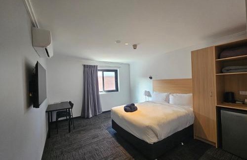 Rivervale Cabin | Econo Lodge Rivervale