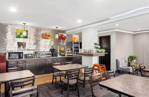 Waynesboro Hotel | Econo Lodge Waynesboro - Skyline Drive