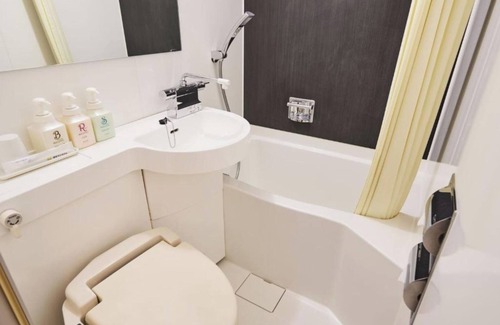 Urayasu Hotel | Economy Double No Smoking Welcome drink and VOD /Urayasu Chiba