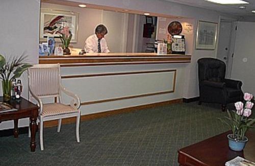 West Belmar Hotel | Economy Inn