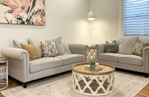 Singleton House | Eddie’s Cottage | Singleton