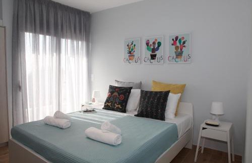 Palaio Faliro Apartment | Edem Beach Apartment with Sea View by Athenian Homes