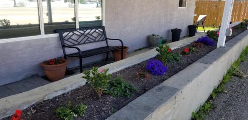 Sylvan Lake Hotel | Edgewater Inn