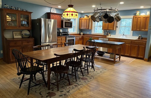 Milford House | Edgewood, Beautiful custom built 5 bdrm home w/fire pit, game room, scenic pond