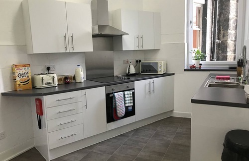 Tollcross Apartment | Edinburgh city centre apartment