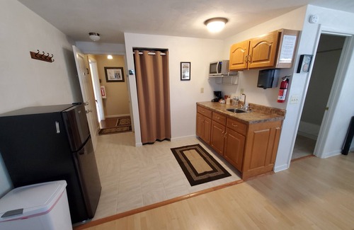 Craig Creek Apartment | Efficiency Apartment in New Castle, Virginia Convenient to the Appalachian Trail