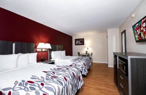 Houston Hotel | Efficient Comfort Close to Houston's Attractions, Perfect for Budget Travelers