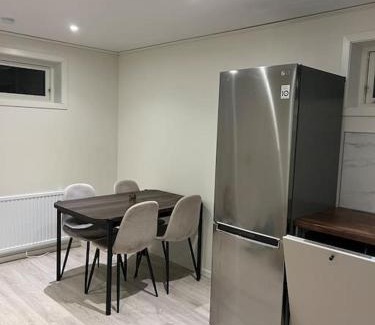 Vikingstad Apartment | Eget hus i Linköping västra